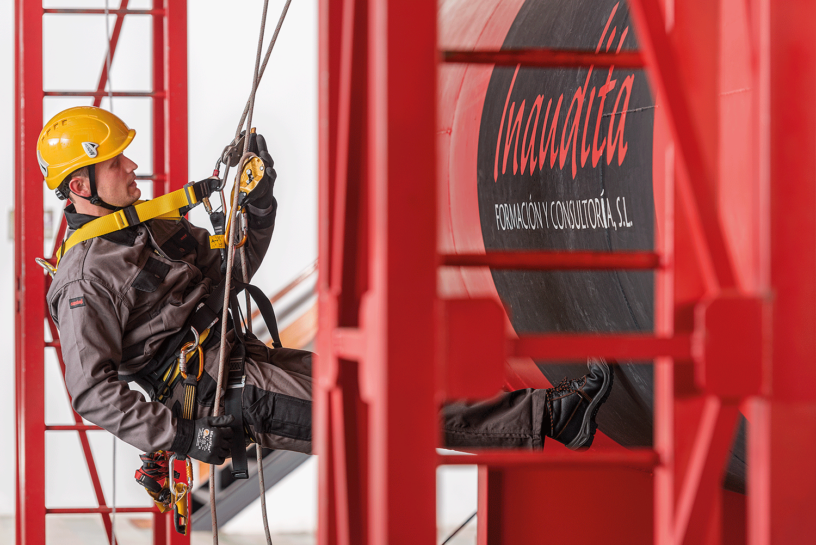 Línea de vida para uso horizontal